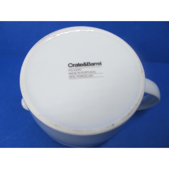 Crate And Barrel Palazzo Spal Porcelain Portugal White Gravy Boat - Picture 7 of 10